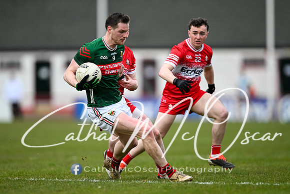 Derry v Mayo175