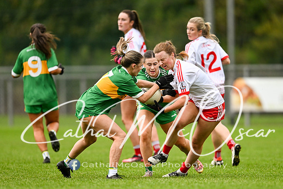 Magherafelt v Ballymaguigan-64